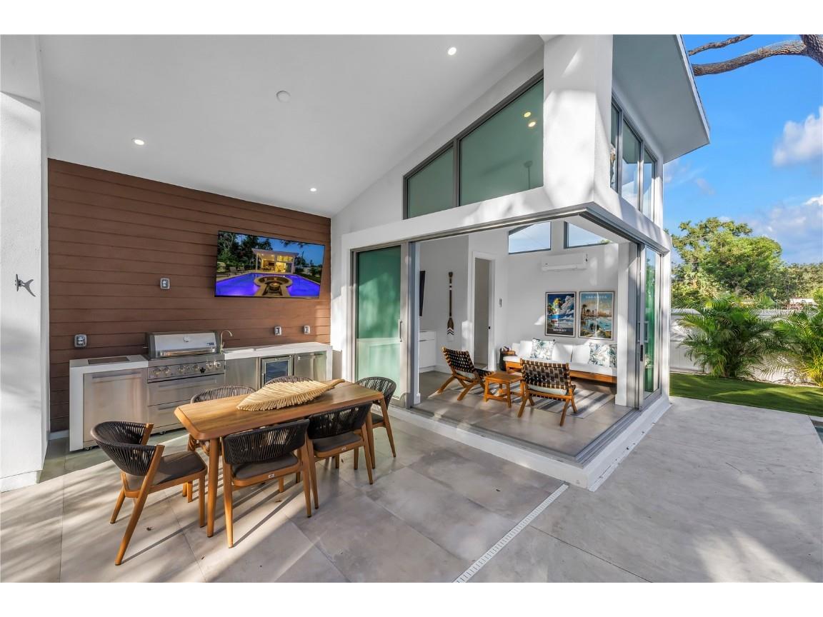 2065 Goldenrod Street Sarasota FL 34239 A4656340 image67