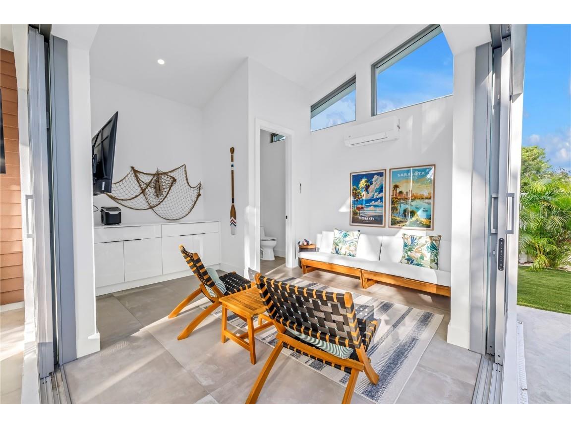 2065 Goldenrod Street Sarasota FL 34239 A4656340 image72