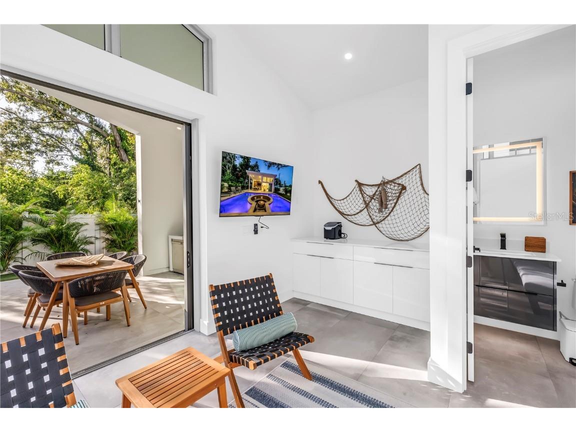 2065 Goldenrod Street Sarasota FL 34239 A4656340 image75