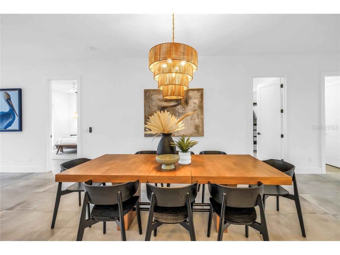 2065 Goldenrod Street Sarasota FL 34239 A4657539 image14