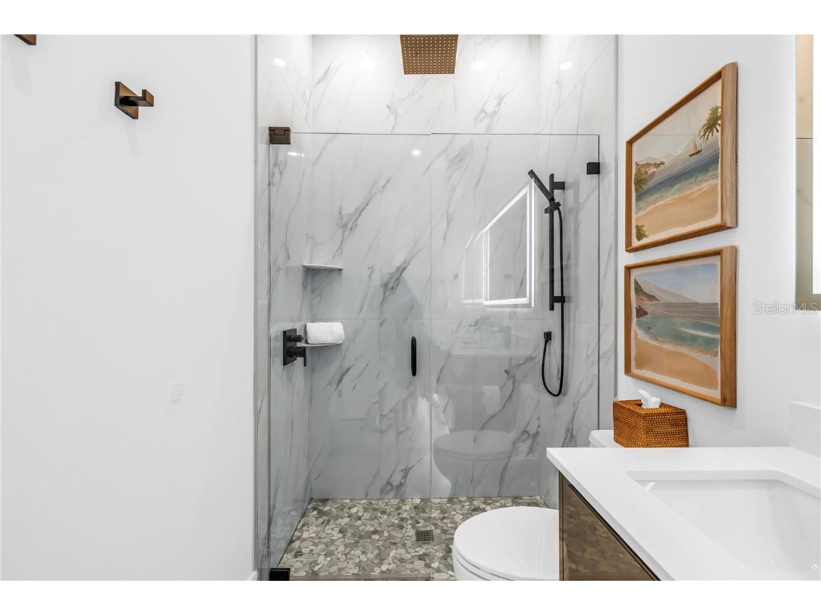 2065 Goldenrod Street Sarasota FL 34239 A4657539 image32