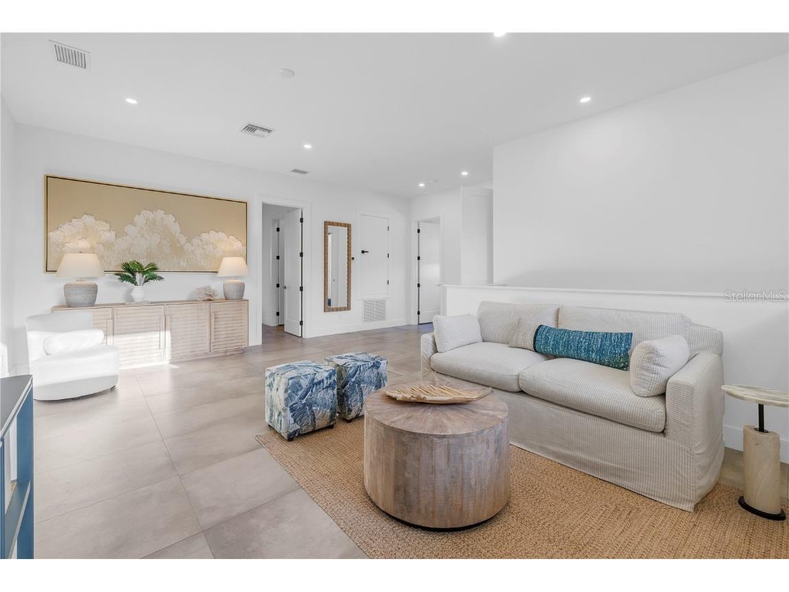 2065 Goldenrod Street Sarasota FL 34239 A4657539 image42