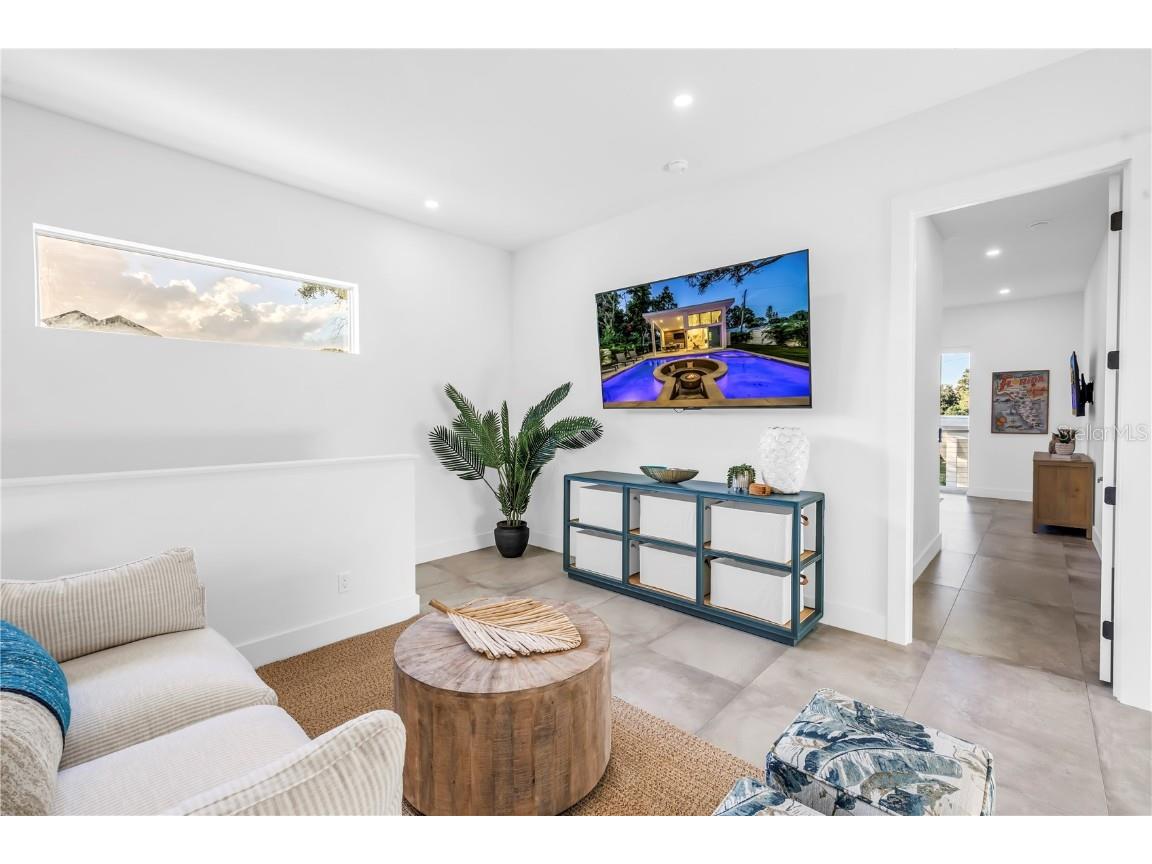 2065 Goldenrod Street Sarasota FL 34239 A4657539 image43