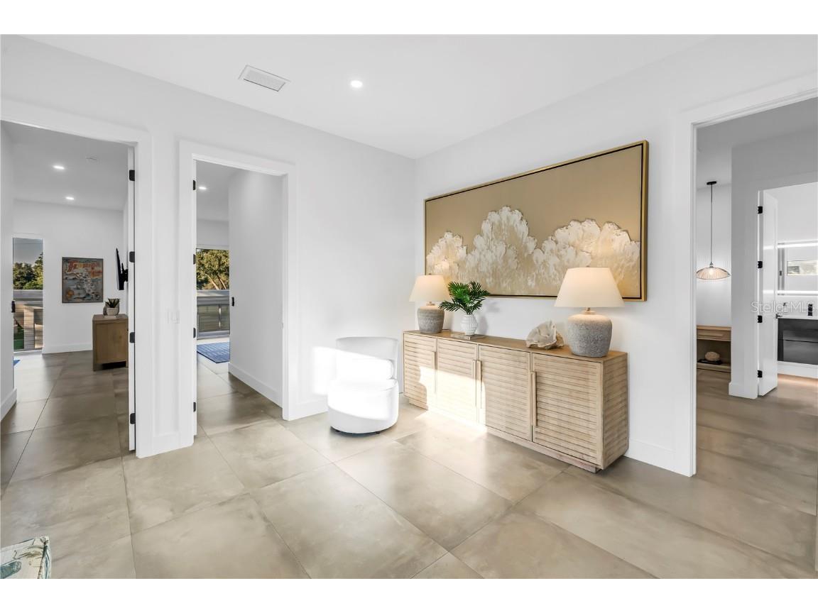 2065 Goldenrod Street Sarasota FL 34239 A4657539 image44