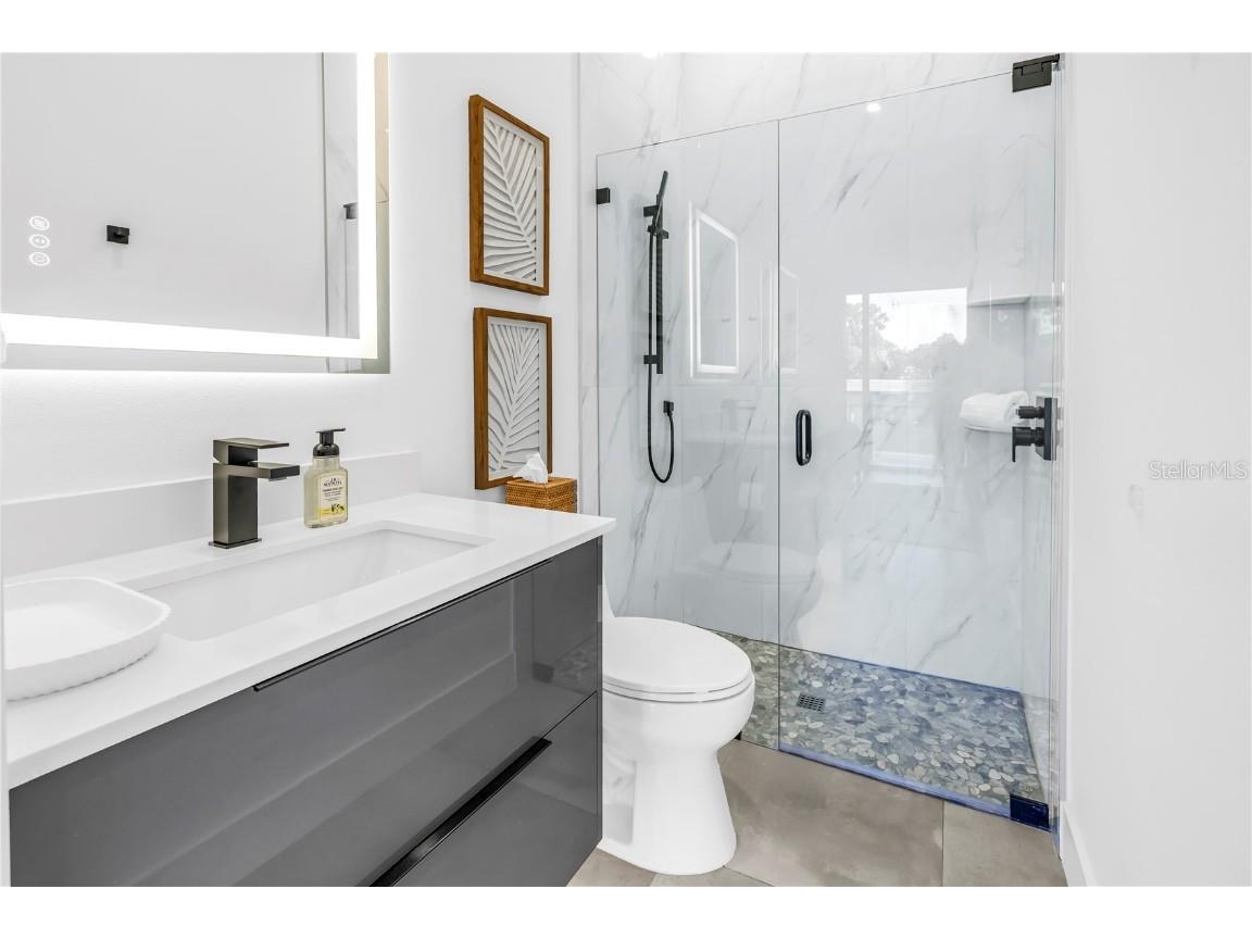 2065 Goldenrod Street Sarasota FL 34239 A4657539 image51