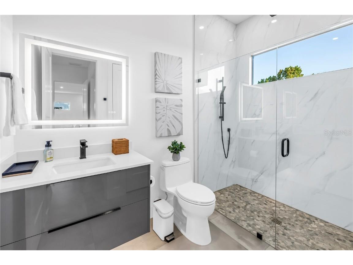 2065 Goldenrod Street Sarasota FL 34239 A4657539 image62