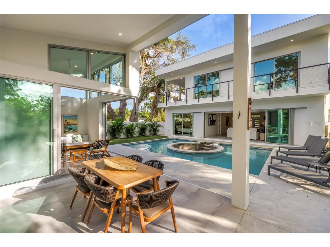 2065 Goldenrod Street Sarasota FL 34239 A4657539 image85