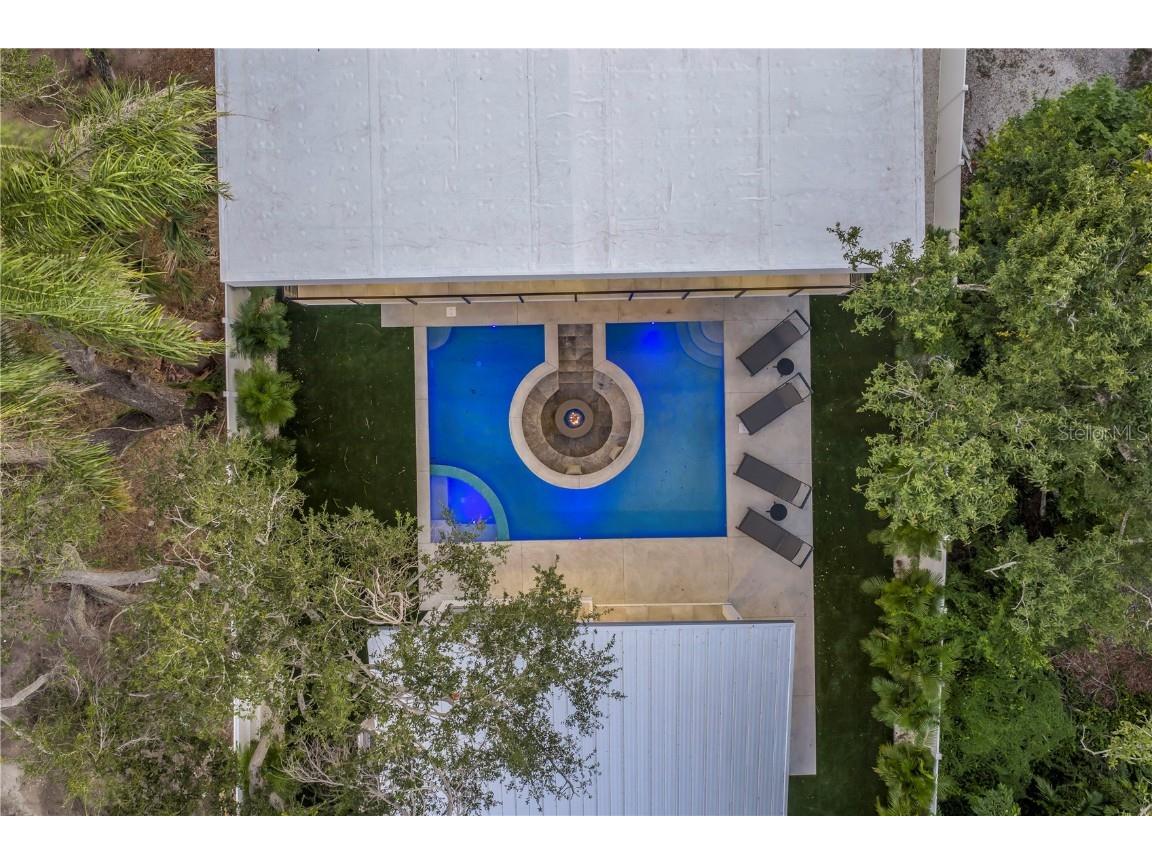 2065 Goldenrod Street Sarasota FL 34239 A4657539 image91