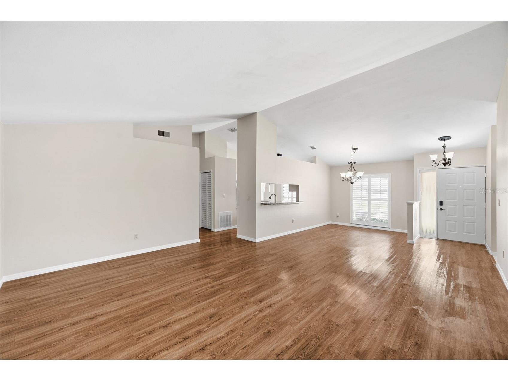 2065 Grove Lane Clearwater FL 33763 TB8523799 image8