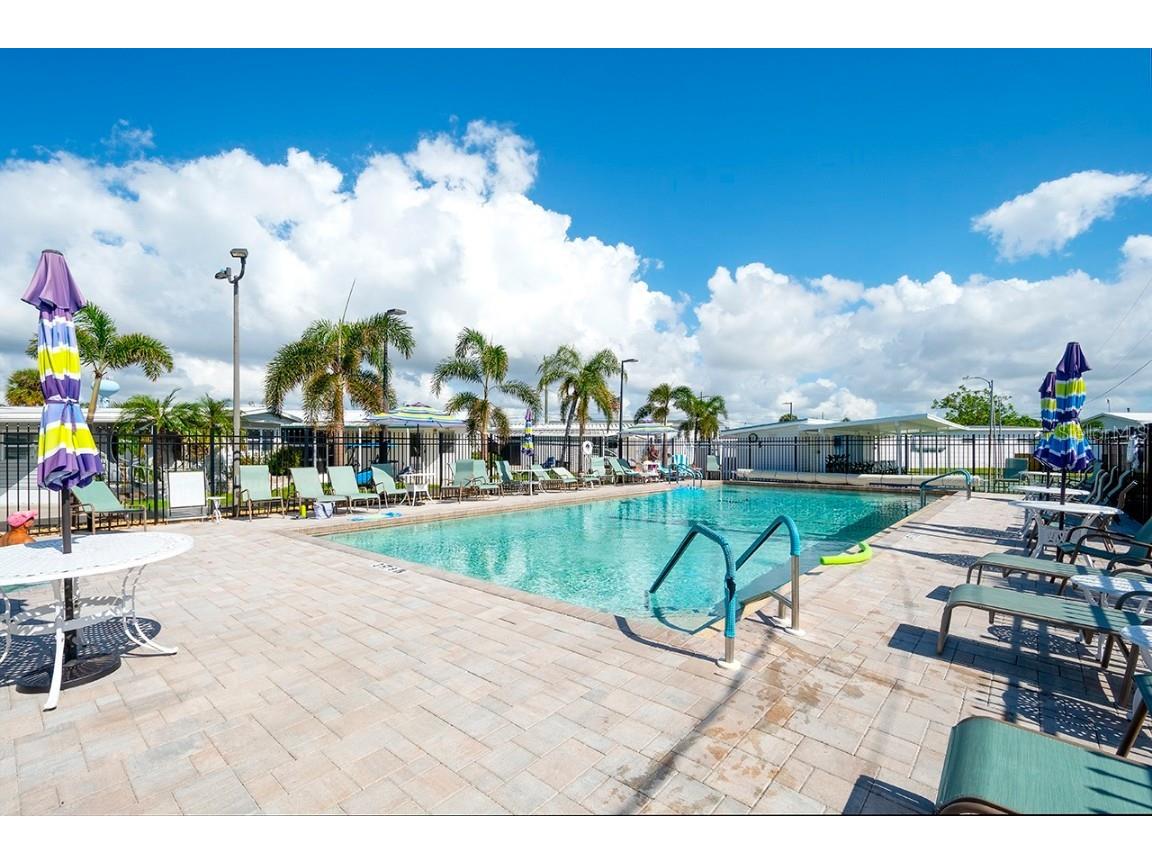 2065 Sun Home St #LOT A-23 Sarasota FL 34231 A4657027 image25