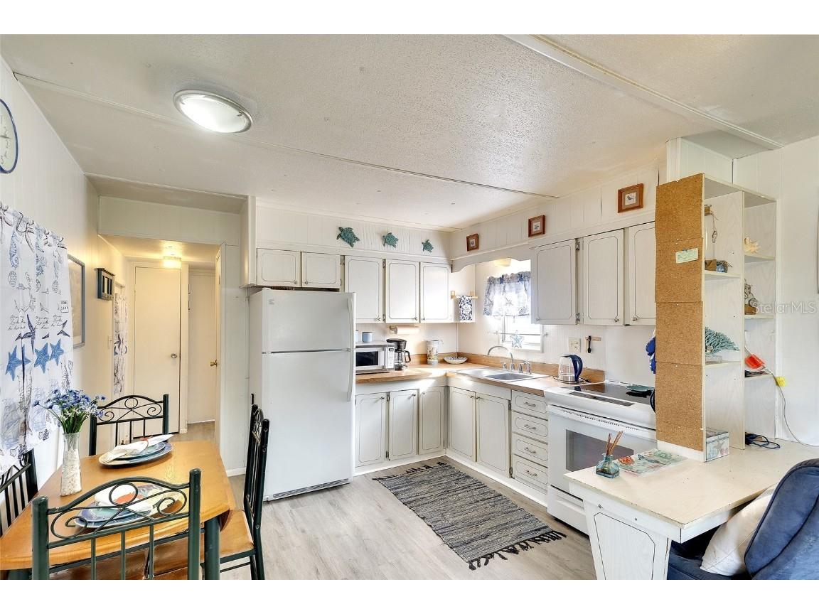 2065 Sun Home St #LOT A-23 Sarasota FL 34231 A4657027 image6