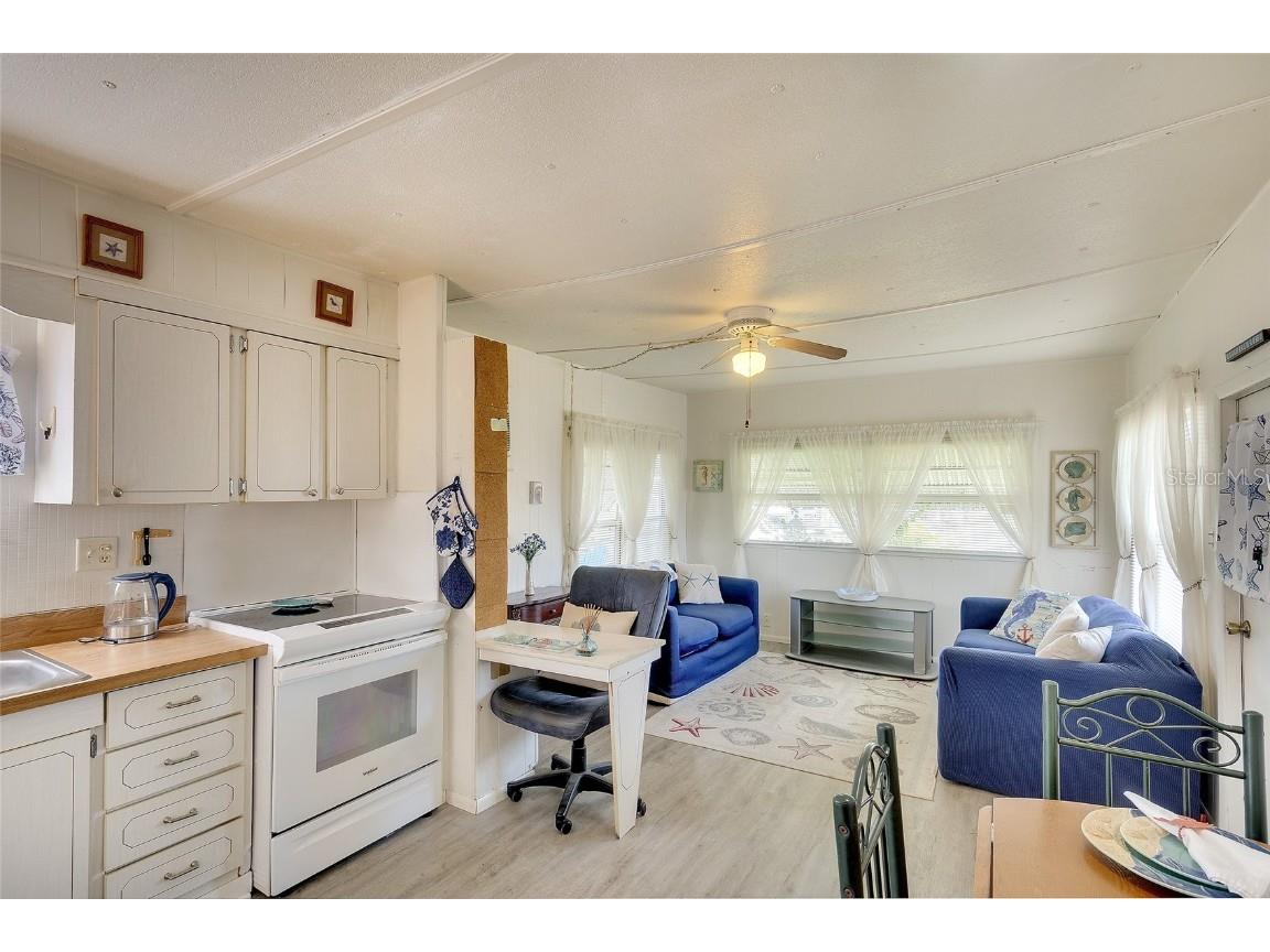 2065 Sun Home St #LOT A-23 Sarasota FL 34231 A4657027 image9