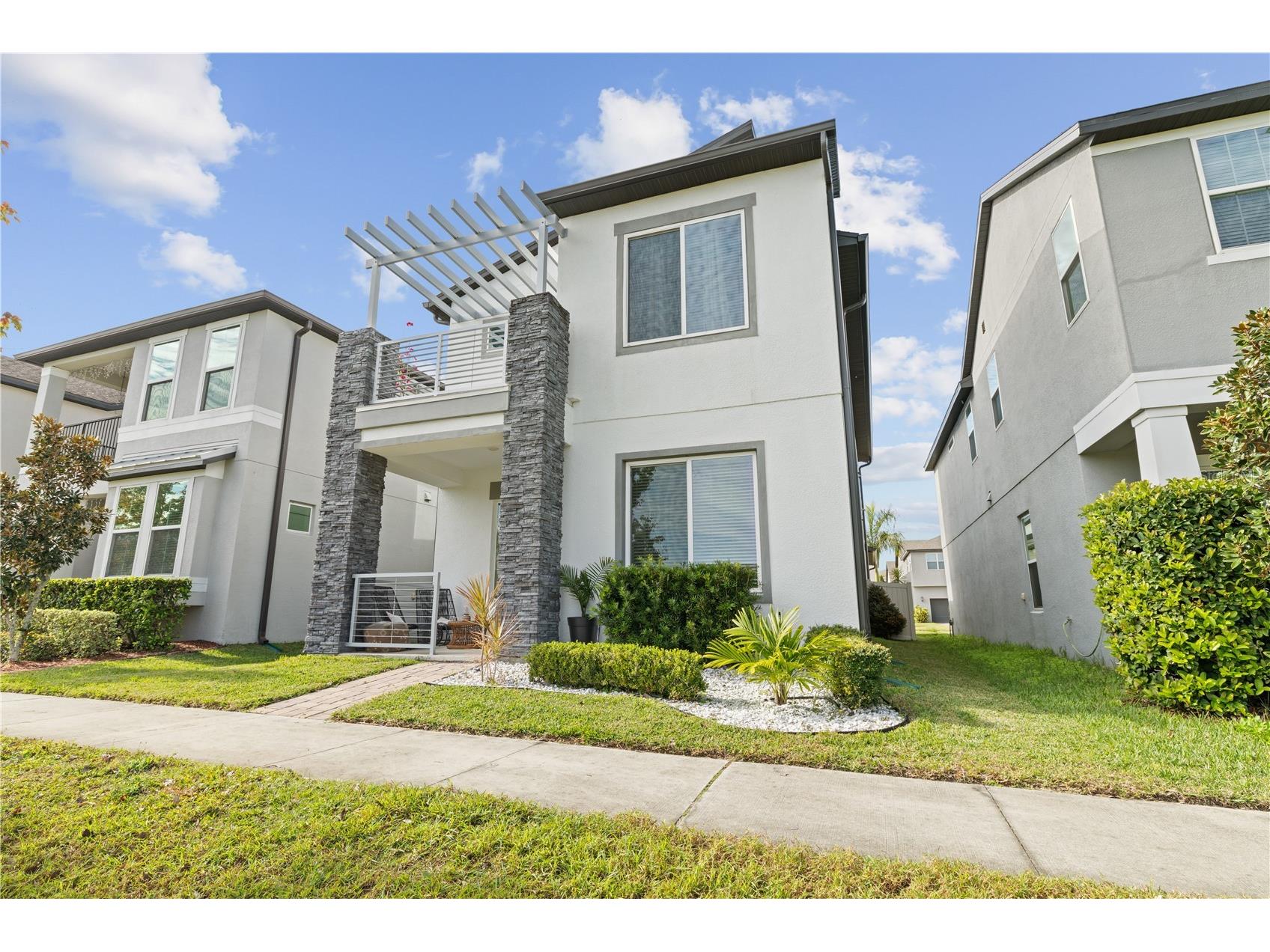 2065 White Feather Loop Oakland FL 34787 O6379741 image1