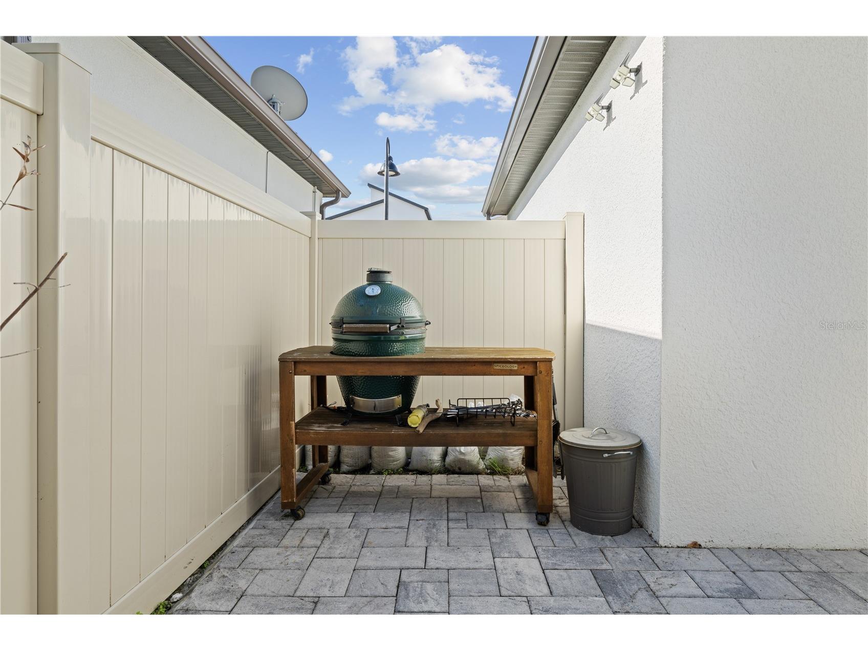 2065 White Feather Loop Oakland FL 34787 O6379741 image9