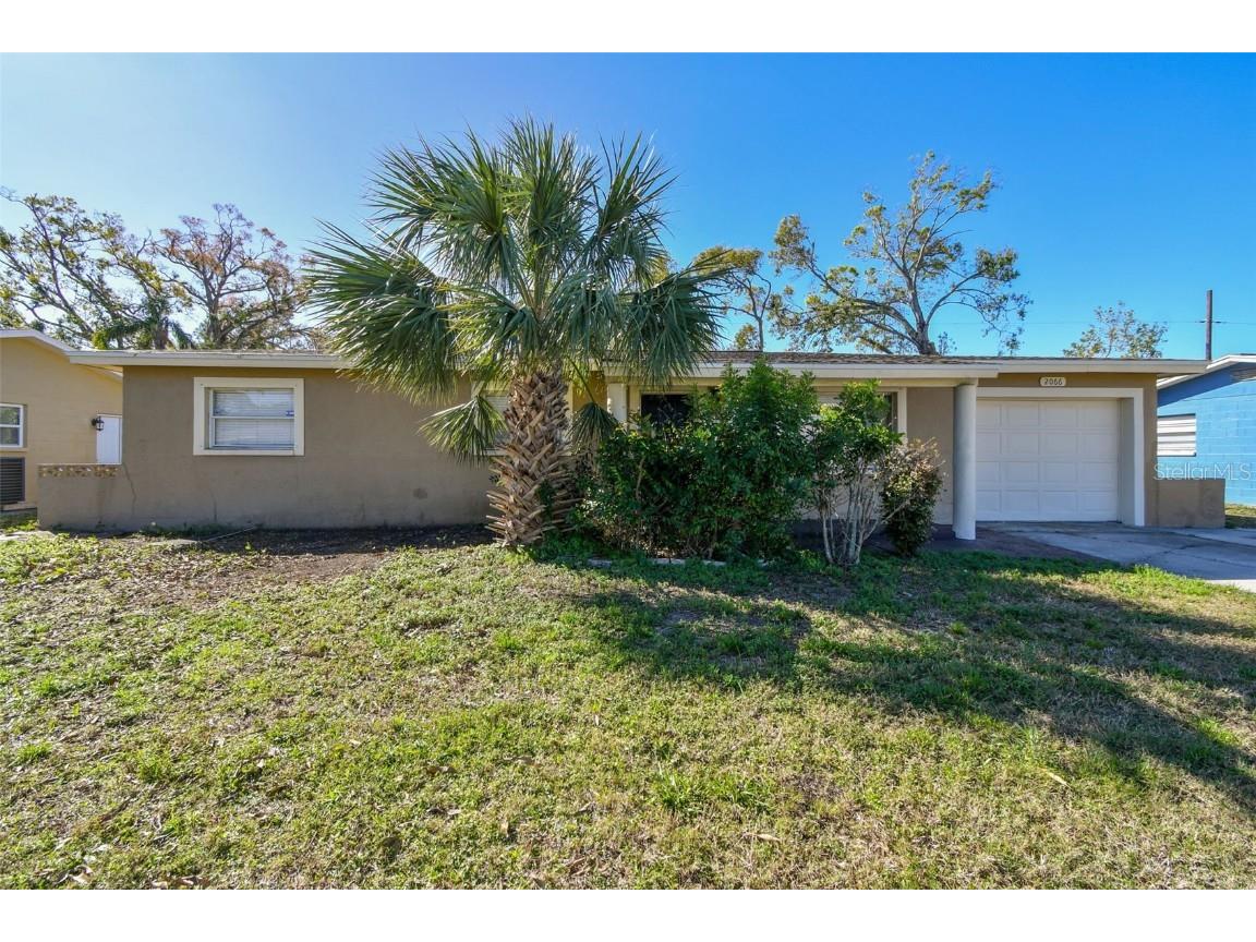 2066 62nd Place S Saint Petersburg FL 33712 TB8358502 image1