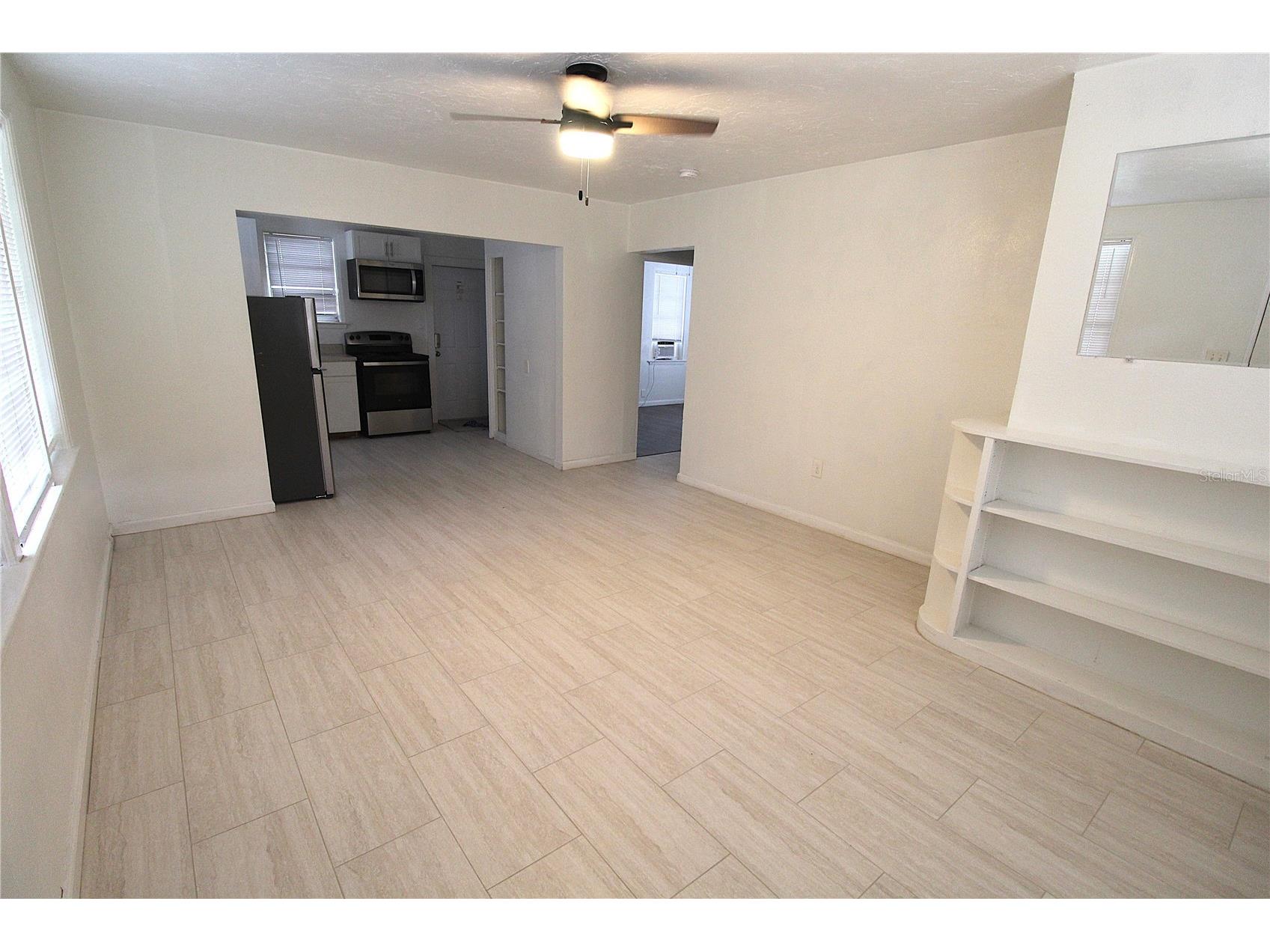 2066 7th Street Sarasota FL 34237 A4697905 image2