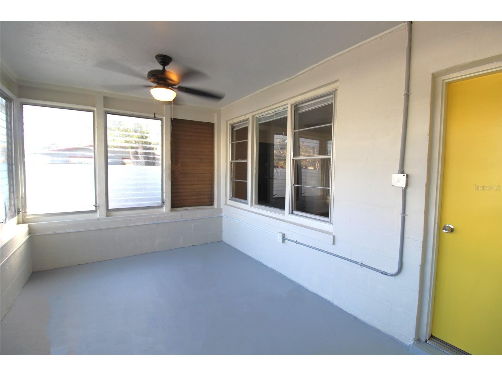 2066 7th Street Sarasota FL 34237 A4697905 image9