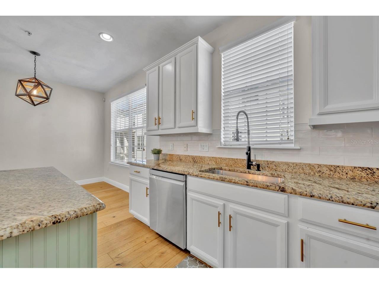 2066 Brink Alley Orlando FL 32814 O6379018 image11