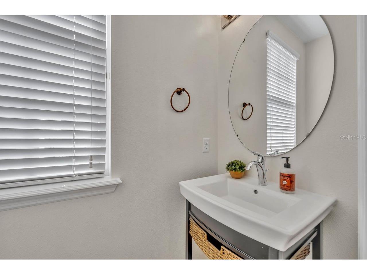 2066 Brink Alley Orlando FL 32814 O6379018 image13