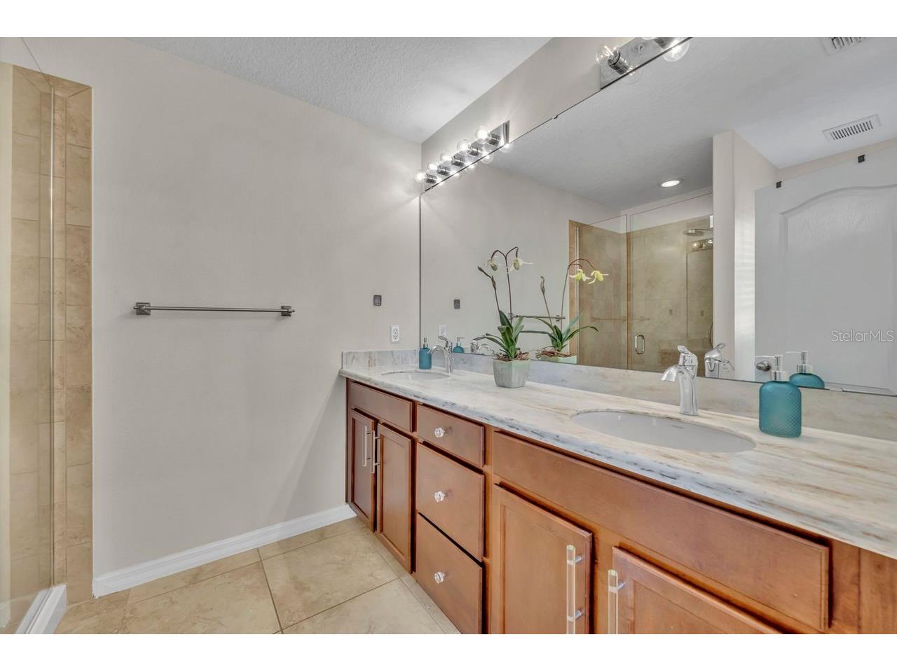 2066 Brink Alley Orlando FL 32814 O6379018 image26