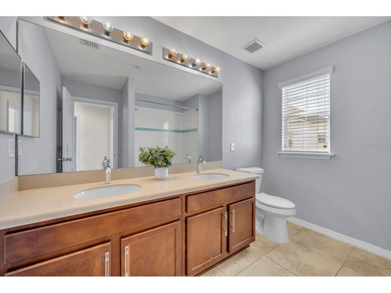 2066 Brink Alley Orlando FL 32814 O6379018 image29
