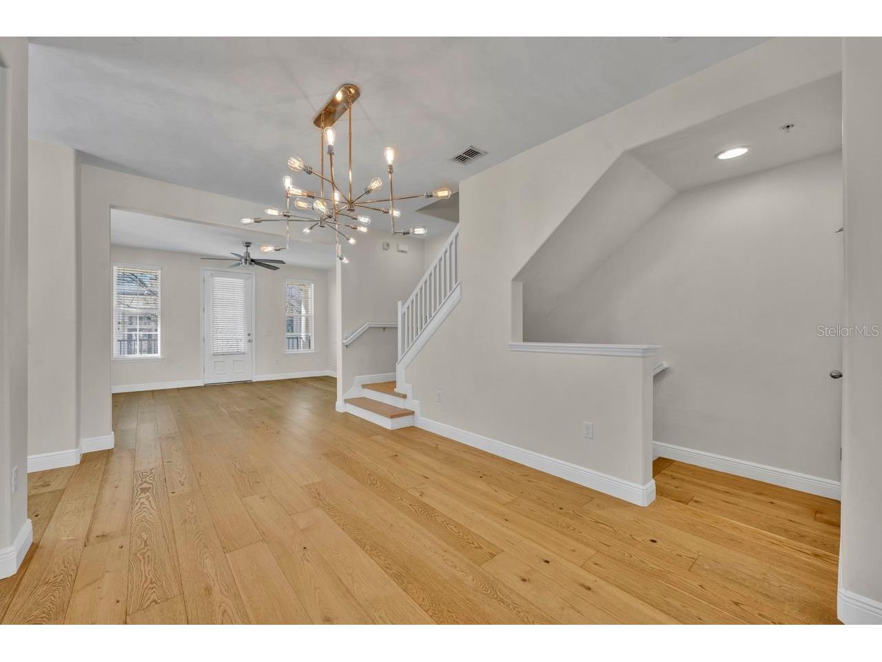 2066 Brink Alley Orlando FL 32814 O6379018 image8