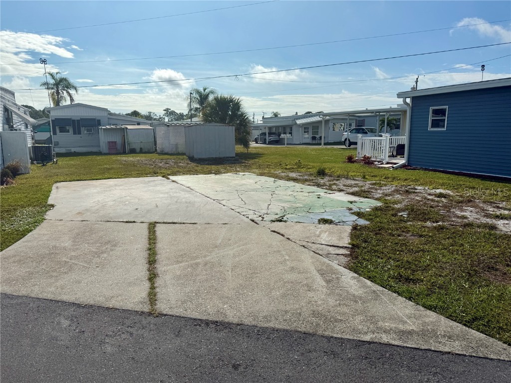 2066 Sun Home St. Street #LOT C10 Sarasota FL 34231 A4674345 image8