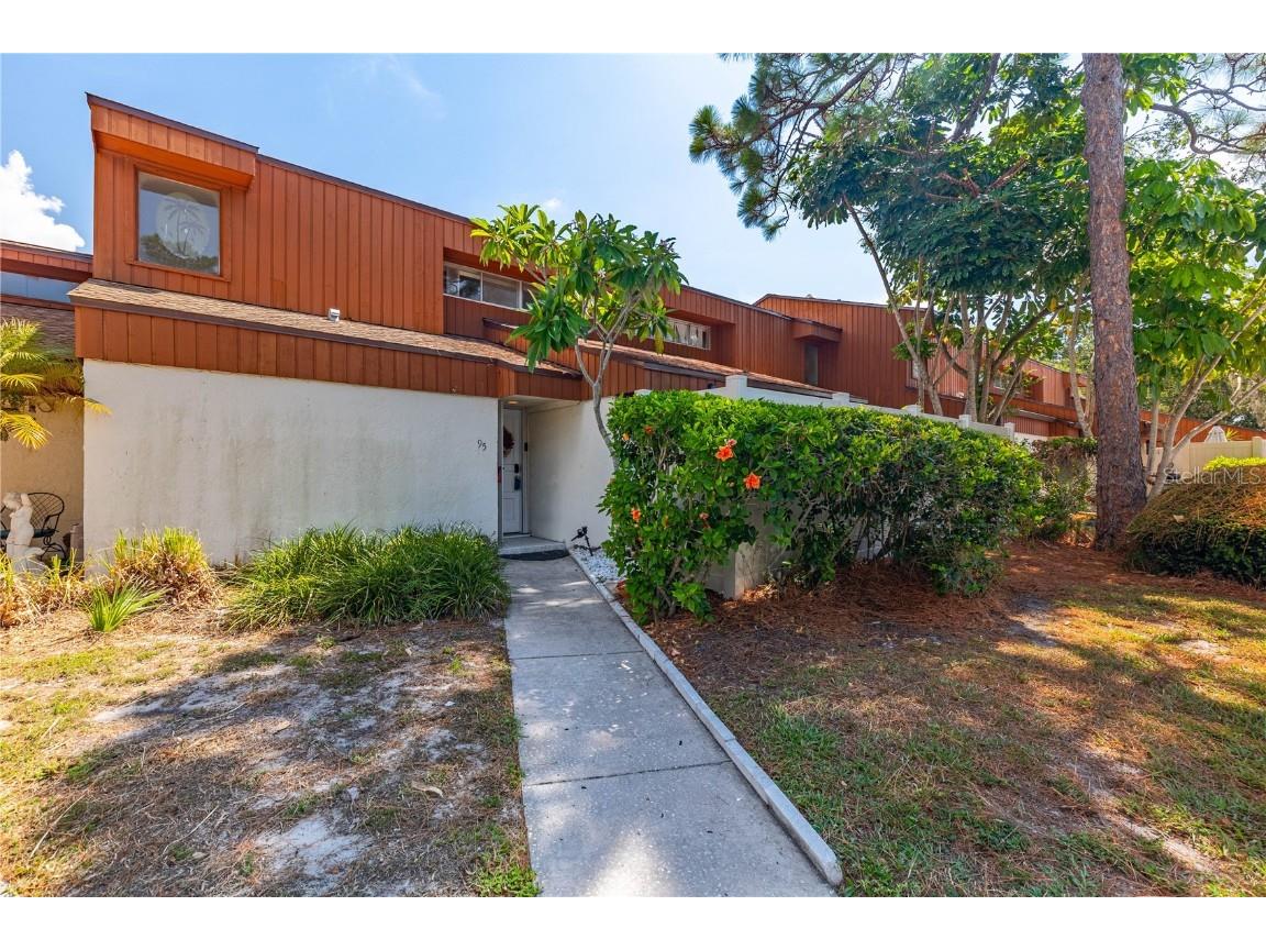 2066 Sunset Point Road #95 Clearwater FL 33765 T3457854 image1