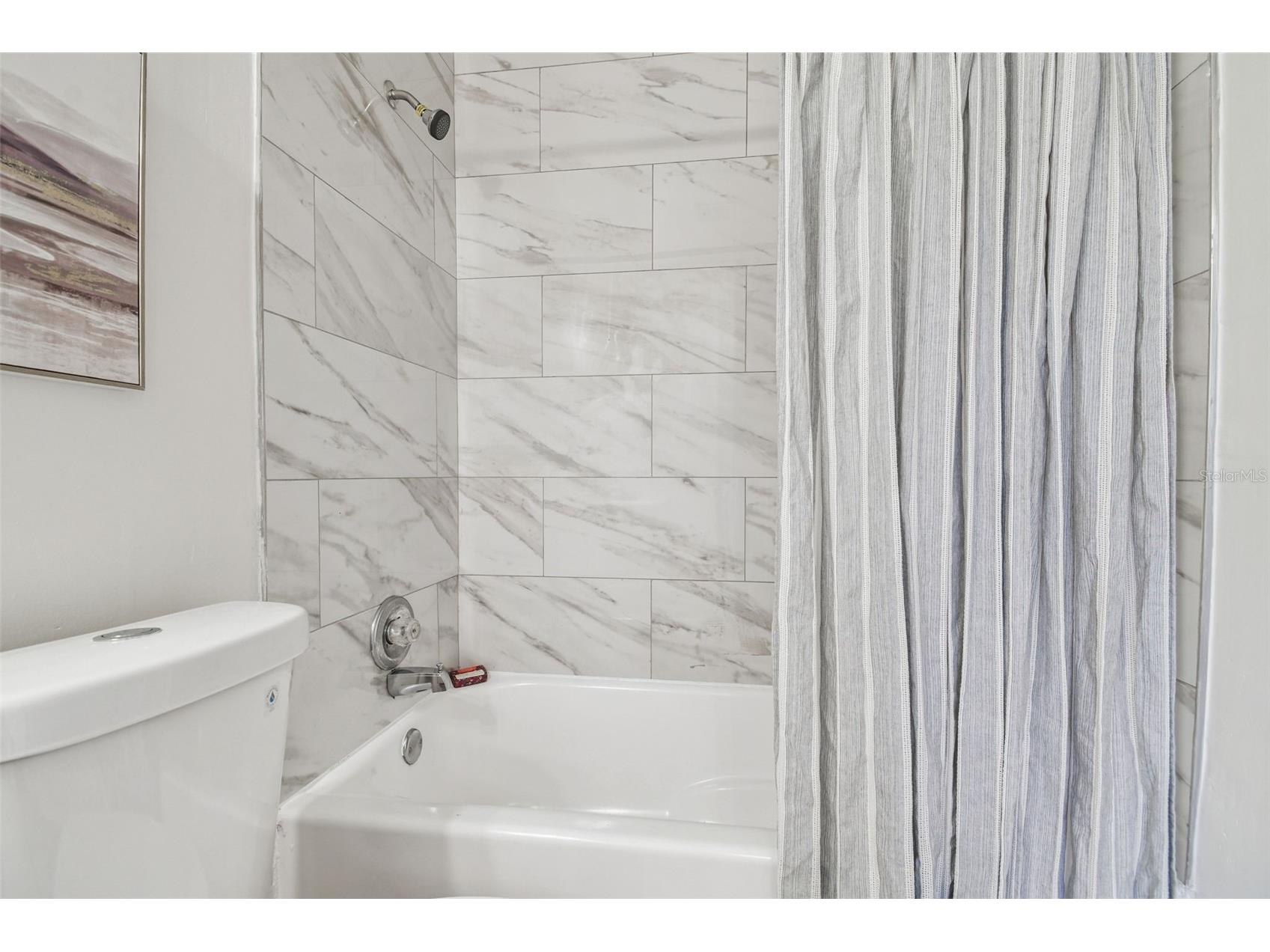 2067 Balfour Circle Tampa FL 33619 TB8415407 image15