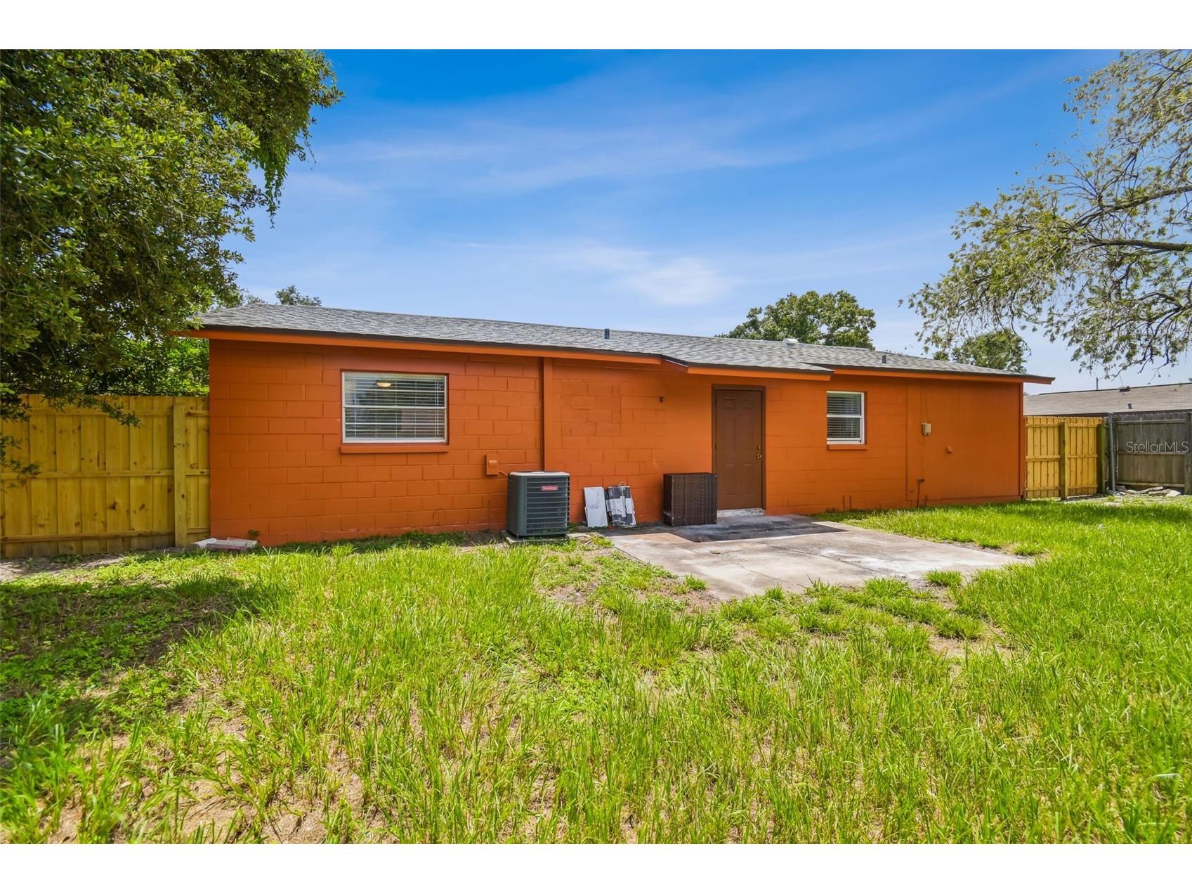 2067 Balfour Circle Tampa FL 33619 TB8415407 image22