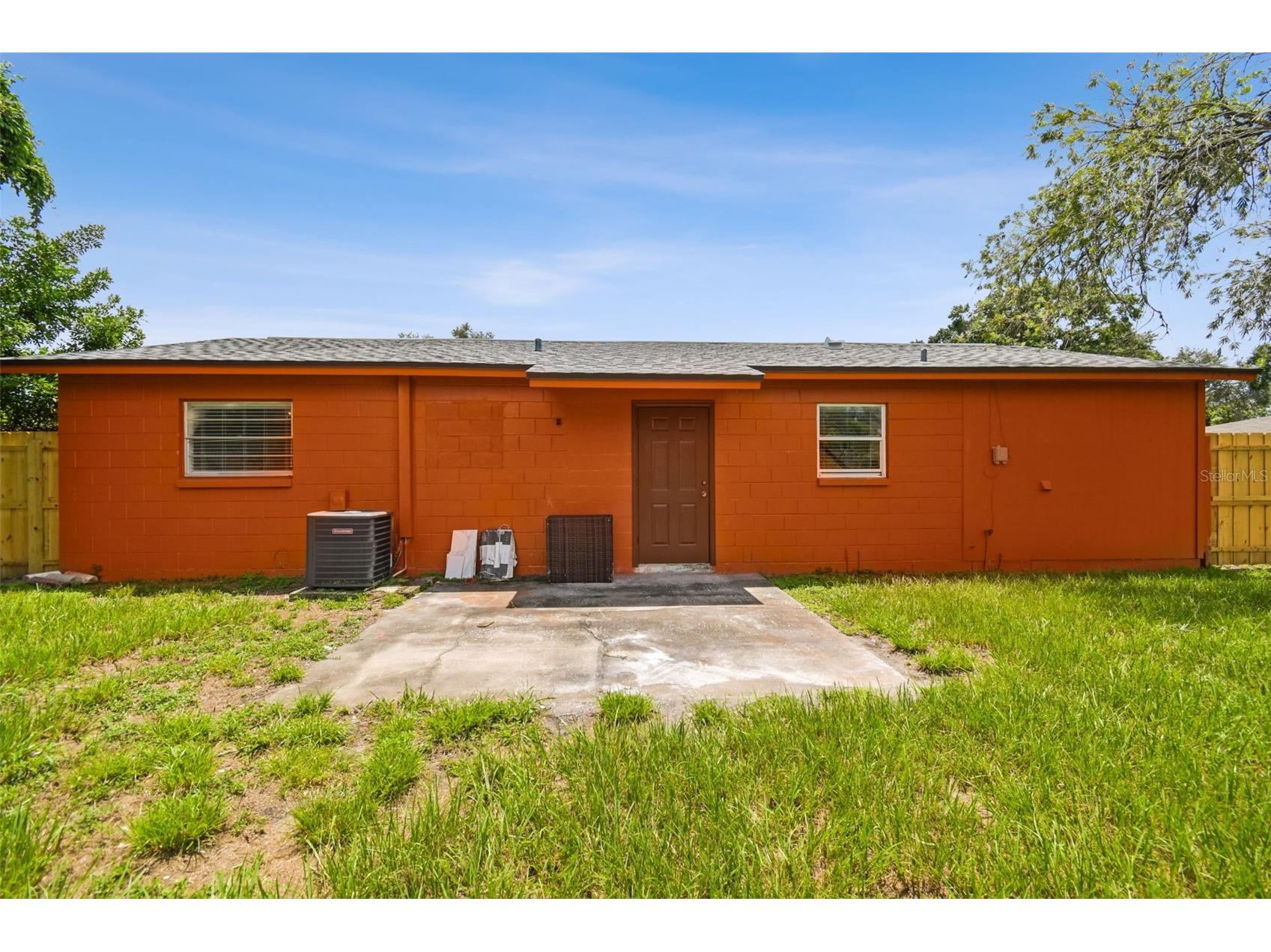 2067 Balfour Circle Tampa FL 33619 TB8415407 image23