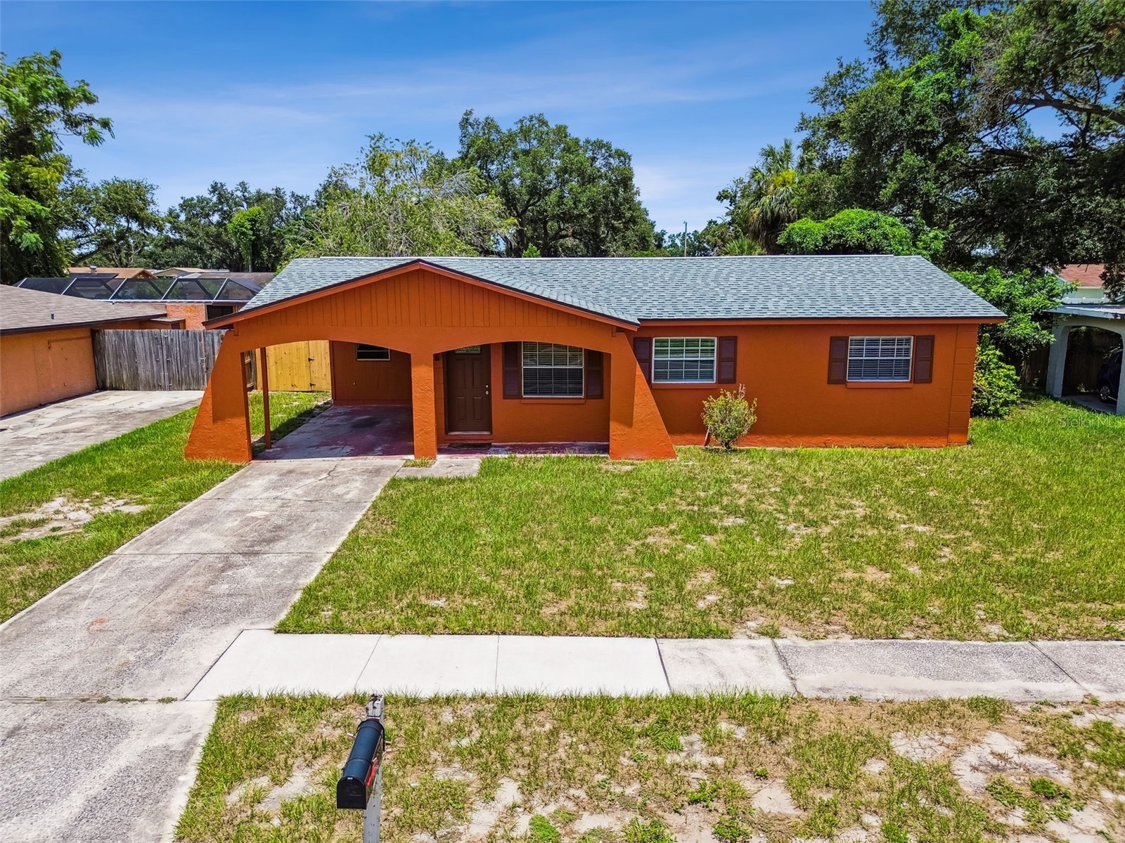 2067 Balfour Circle Tampa FL 33619 TB8415407 image28