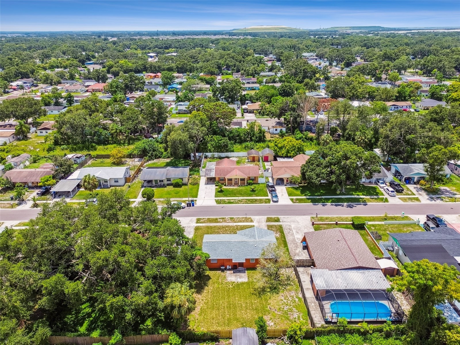 2067 Balfour Circle Tampa FL 33619 TB8415407 image44