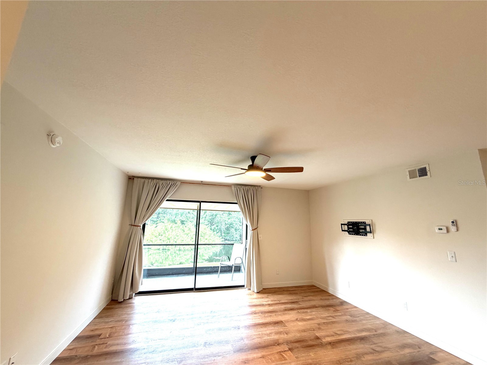 2067 Hunters Glen Drive #312 Dunedin FL 34698 TB8518482 image10