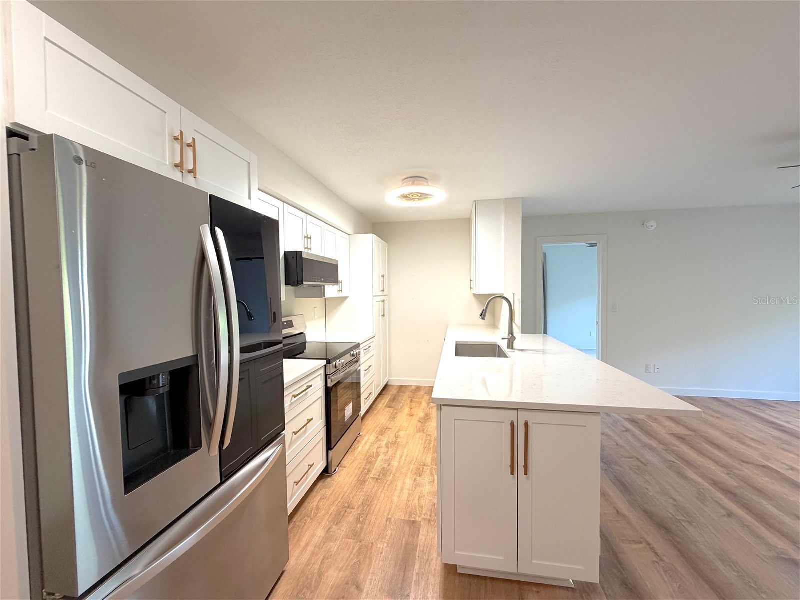 2067 Hunters Glen Drive #312 Dunedin FL 34698 TB8518482 image16
