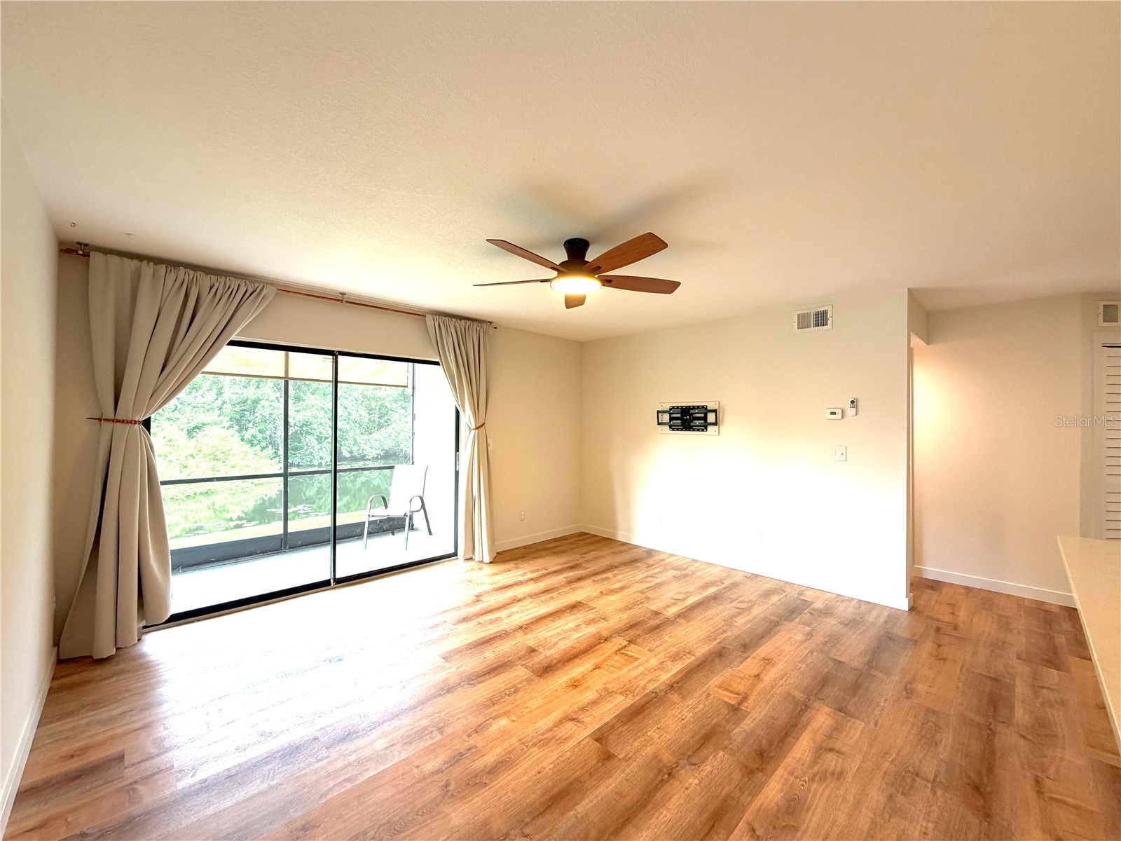 2067 Hunters Glen Drive #312 Dunedin FL 34698 TB8518482 image27