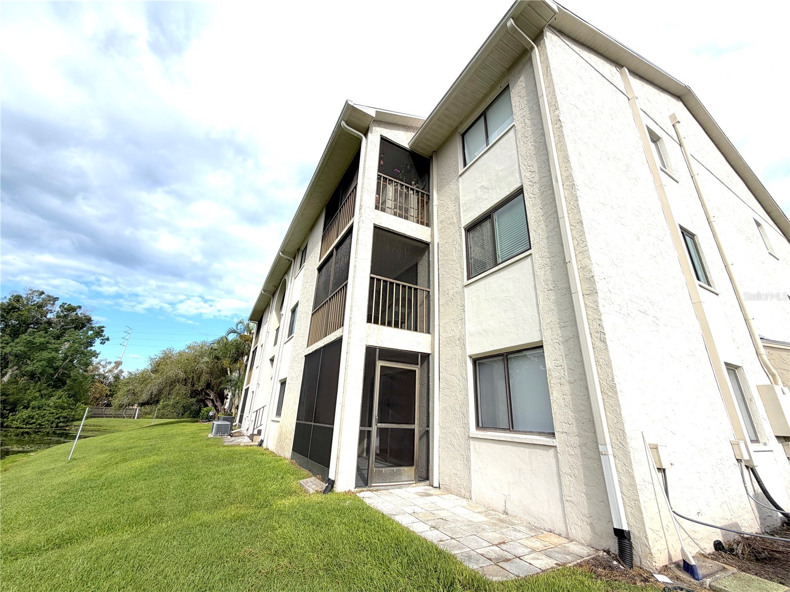 2067 Hunters Glen Drive #312 Dunedin FL 34698 TB8518482 image36