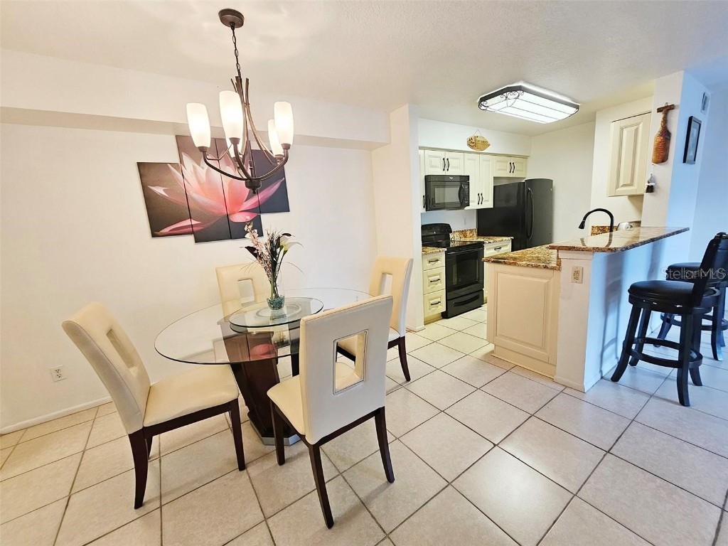 2067 Hunters Glen Drive #313 Dunedin FL 34698 TB8343384 image5