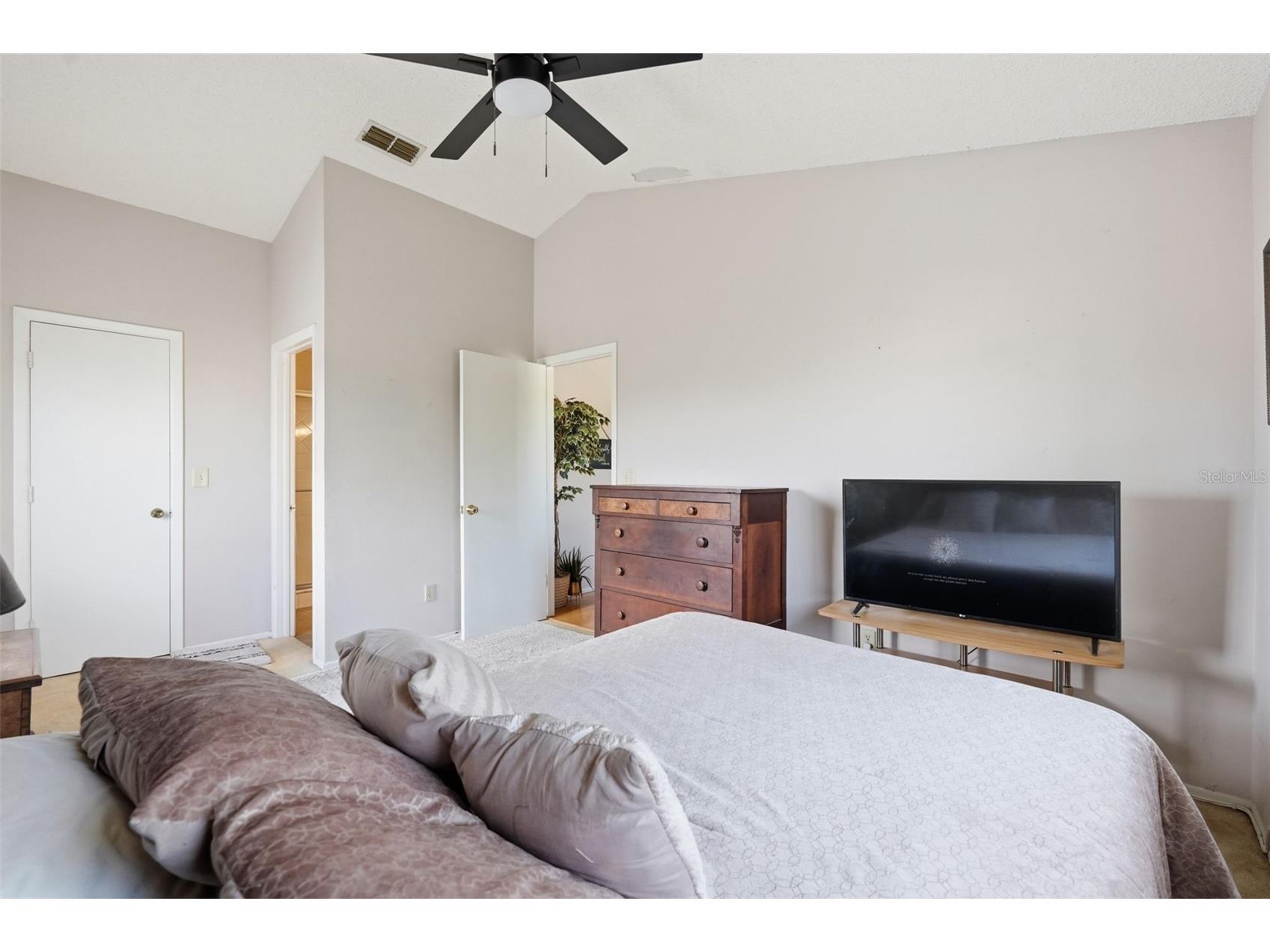 2067 Hunters Glen Drive #339 Dunedin FL 34698 TB8503012 image13