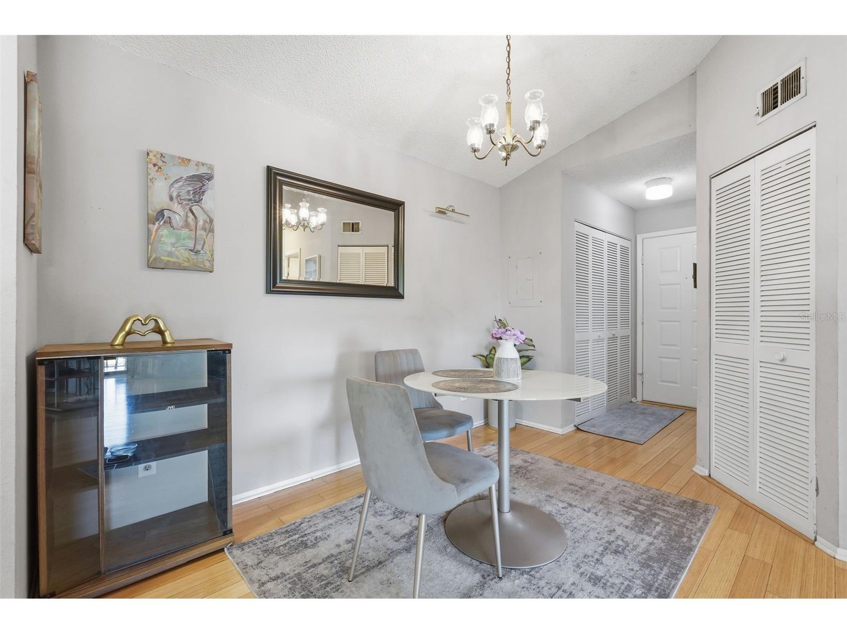 2067 Hunters Glen Drive #339 Dunedin FL 34698 TB8503012 image3