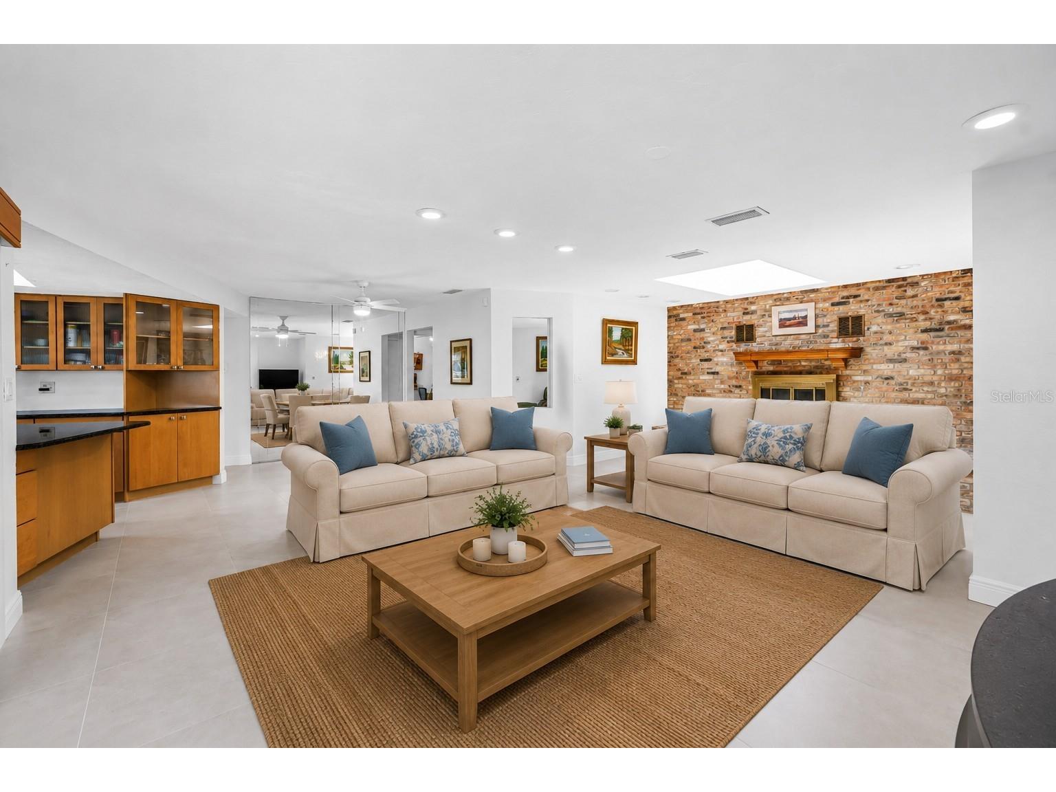 2067 Massachusetts Avenue NE Saint Petersburg FL 33703 - TAMPA BAY TB8521396 image16