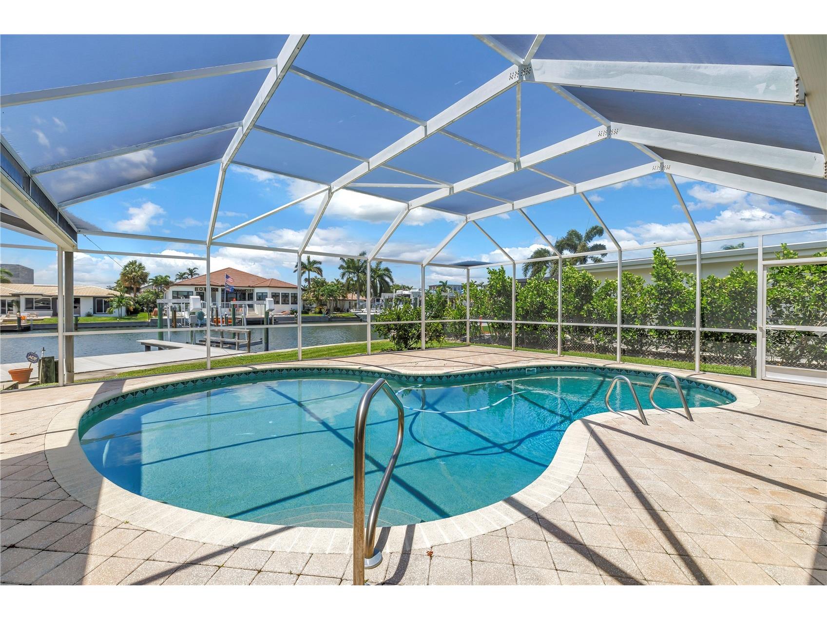 2067 Massachusetts Avenue NE Saint Petersburg FL 33703 - TAMPA BAY TB8521396 image34