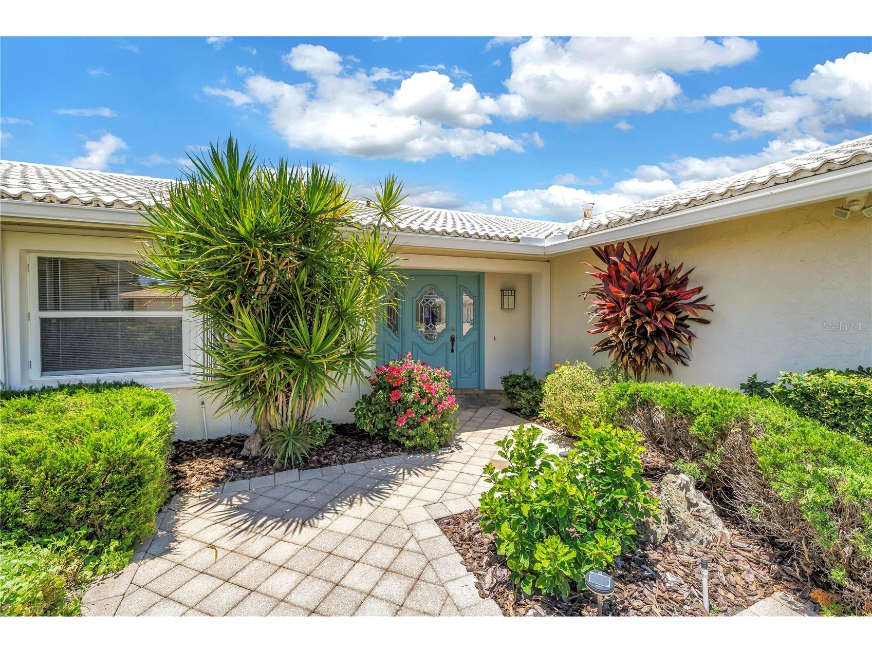2067 Massachusetts Avenue NE Saint Petersburg FL 33703 - TAMPA BAY TB8521396 image4