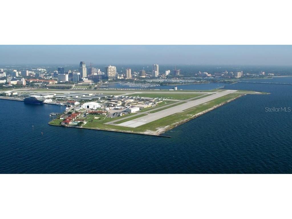 2067 Massachusetts Avenue NE Saint Petersburg FL 33703 - TAMPA BAY TB8521396 image60