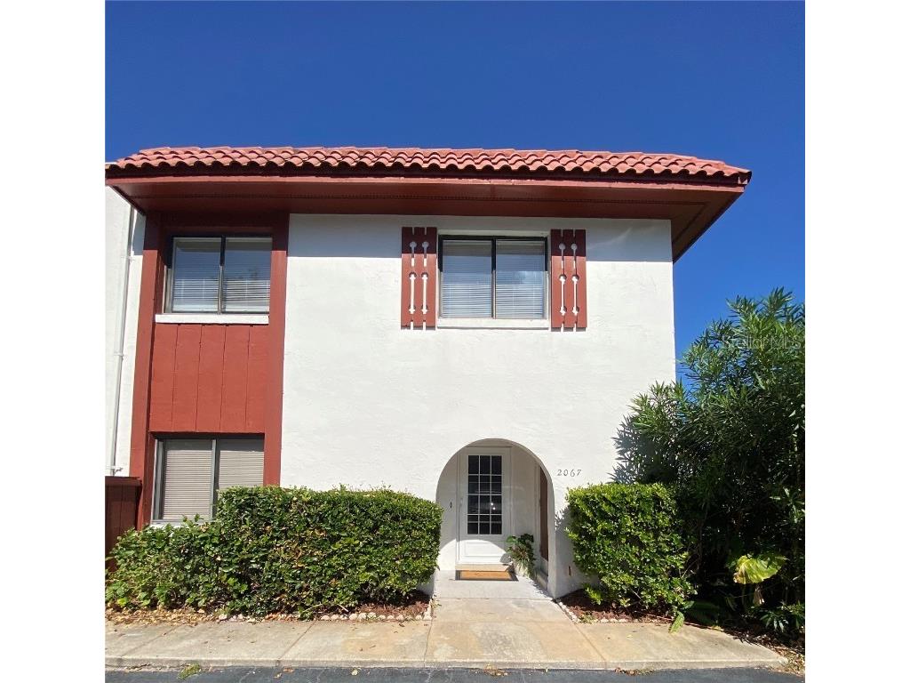 2067 Oak Meadow Circle South Daytona FL 32119 V4933092 image1