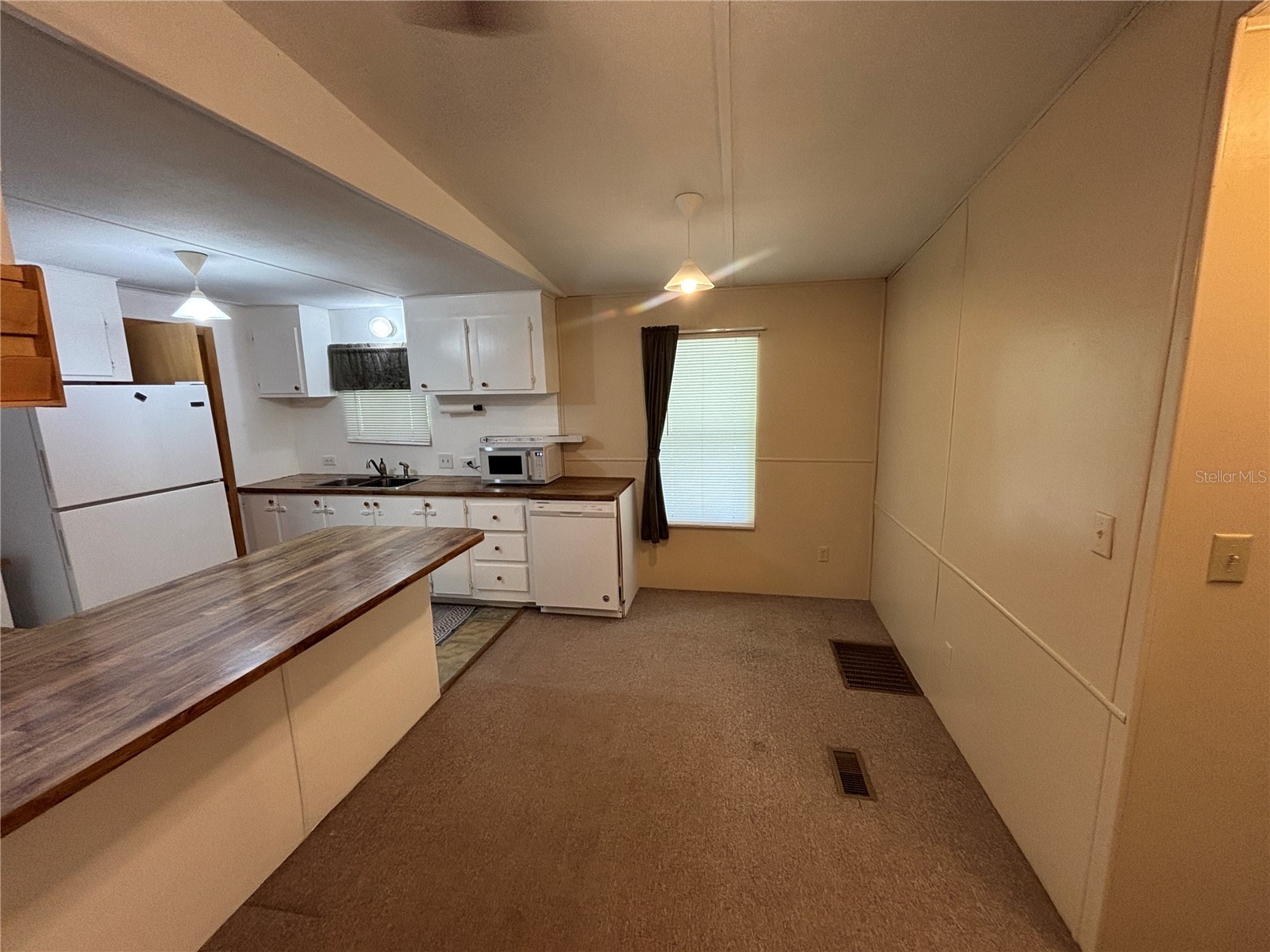 2067 SE 181st Terrace Silver Springs FL 34488 - GATOR LAKE OM727183 image18