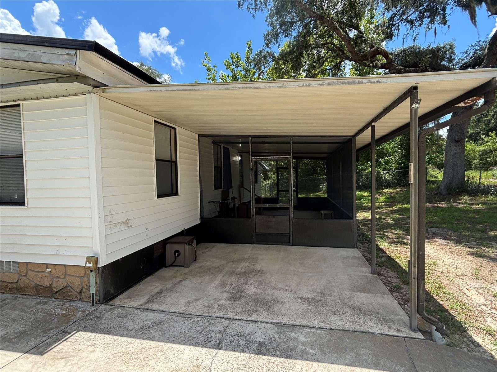 2067 SE 181st Terrace Silver Springs FL 34488 - GATOR LAKE OM727183 image6