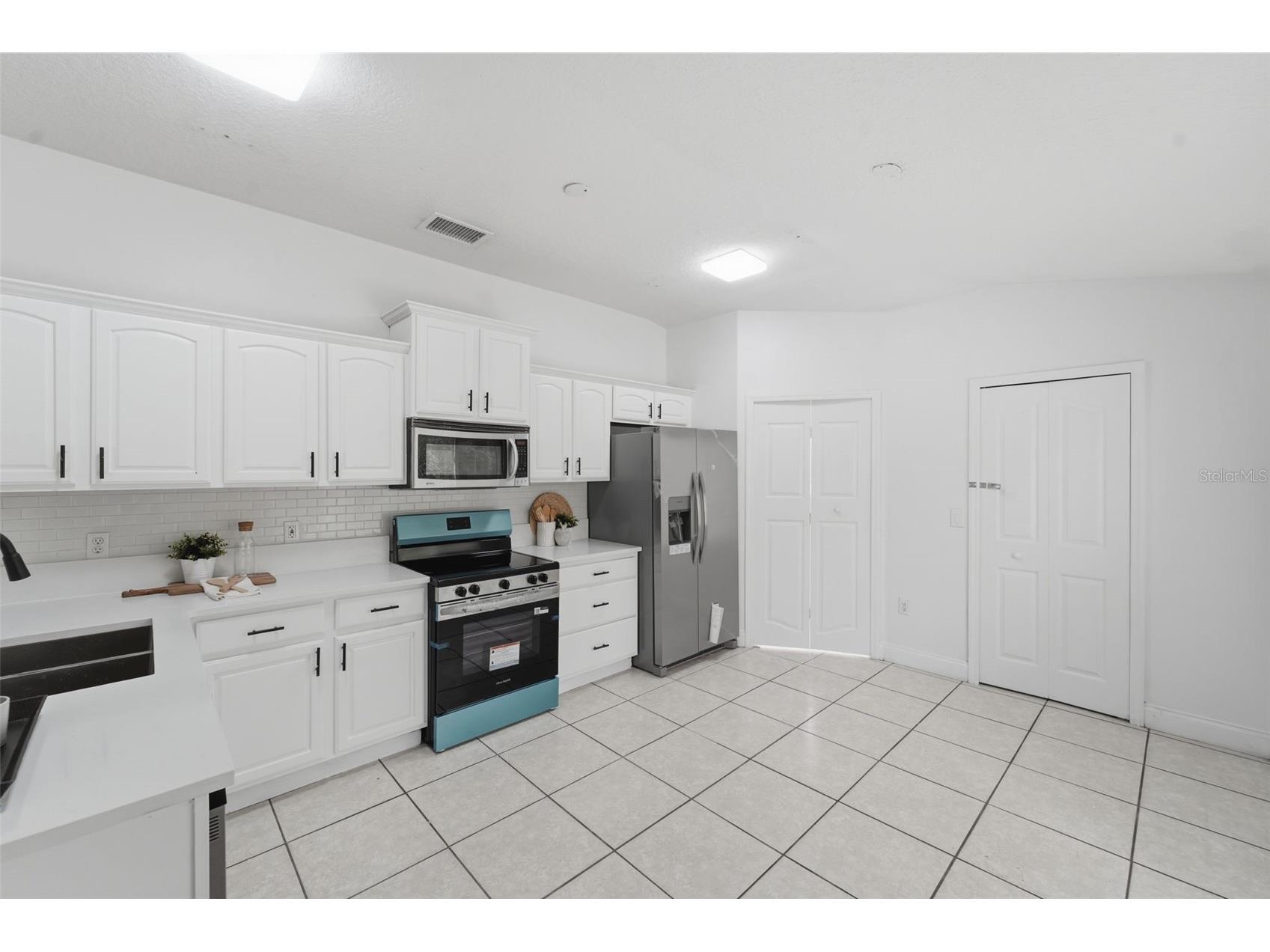 2068 Dixie Belle Avenue Deltona FL 32725 V4949391 image8