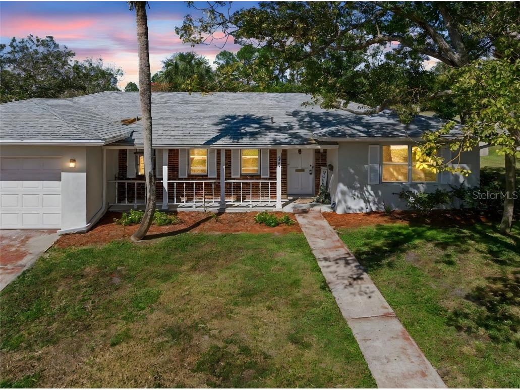 2068 Jefferson Avenue Deltona FL 32738 V4945679 image1