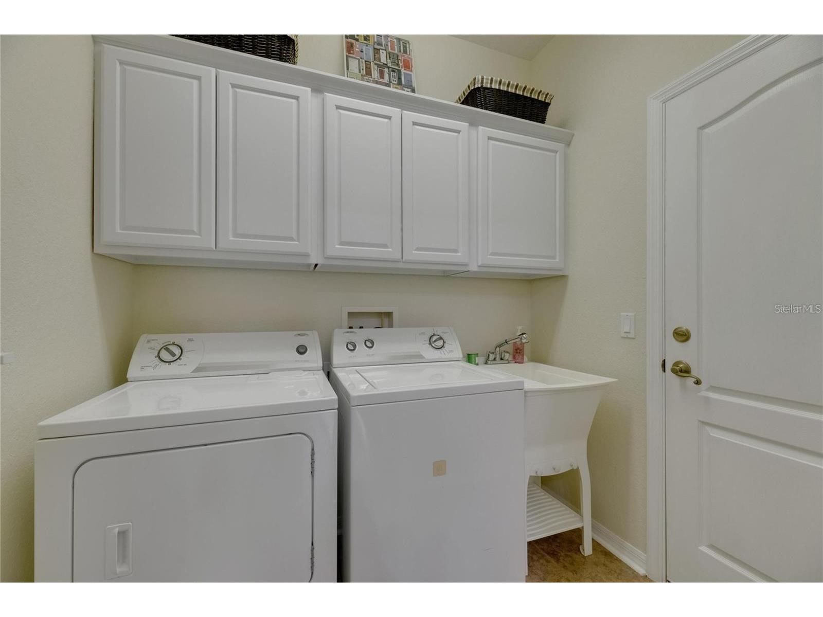 2068 Sifield Greens Way Sun City Center FL 33573 TB8499253 image35